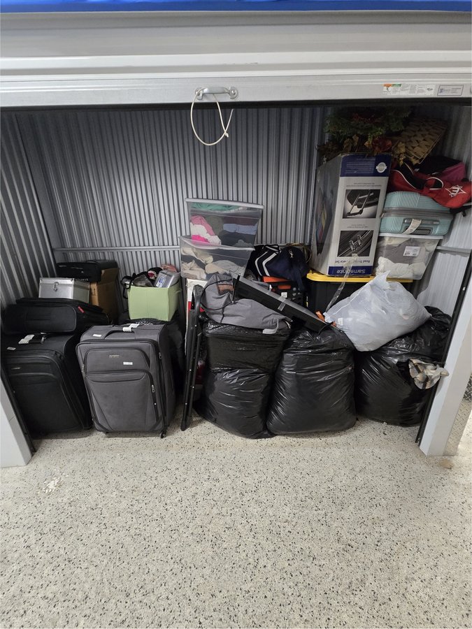10 x 5 storage unit in Iselin, NJ