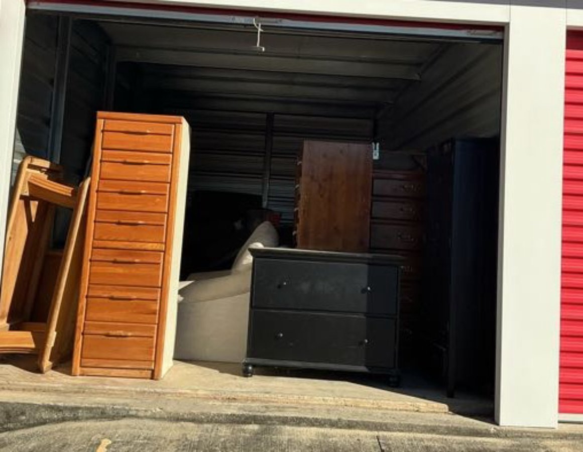 10 x 20 storage unit in White House, TN