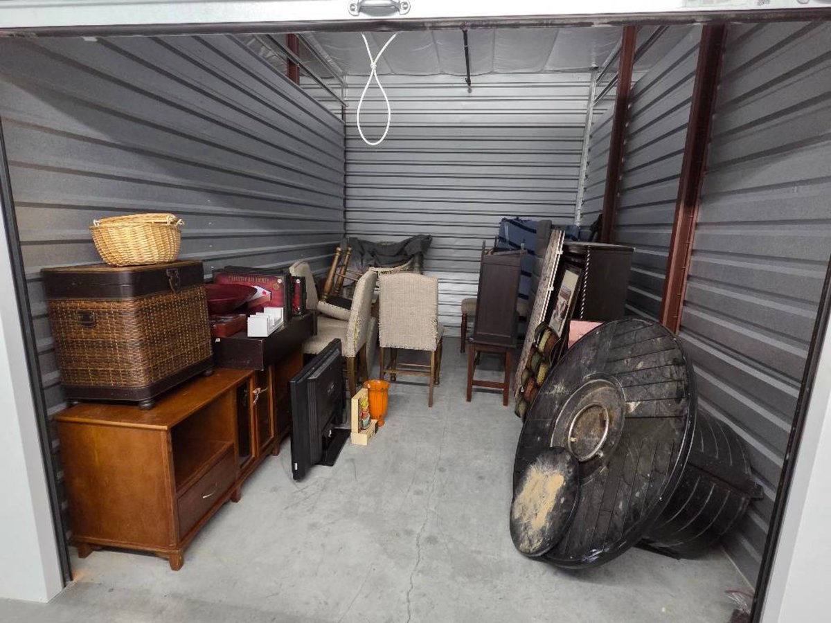 10 x 15 storage unit in Melissa, TX