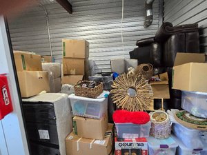 10 x 20 unit in Lewisville