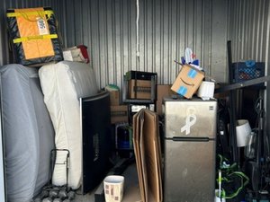 10 x 10 unit in Cleveland