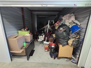 10 x 15 unit in Cherry Hill