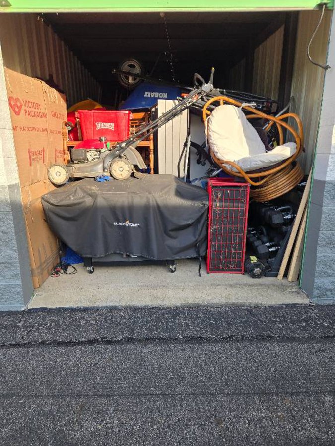 10 x 30 storage unit in Hilliard, OH