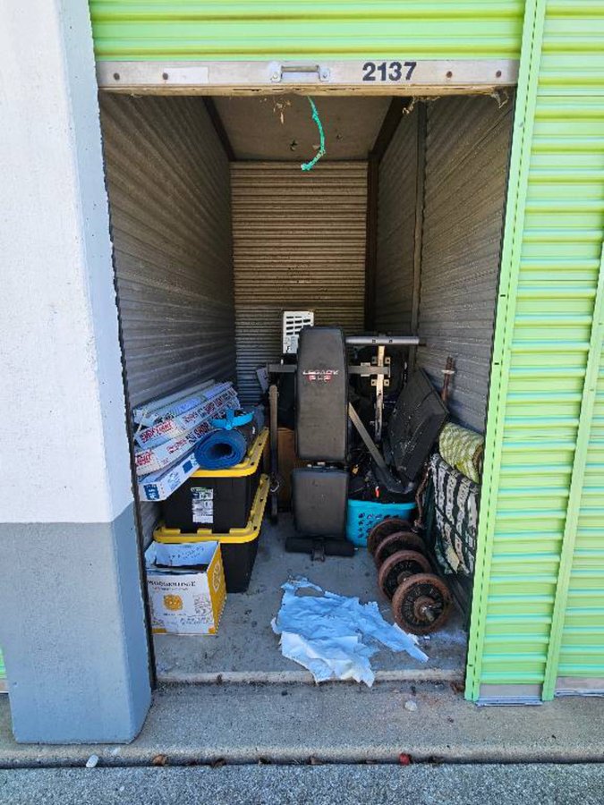 5 x 10 storage unit in Florence, KY