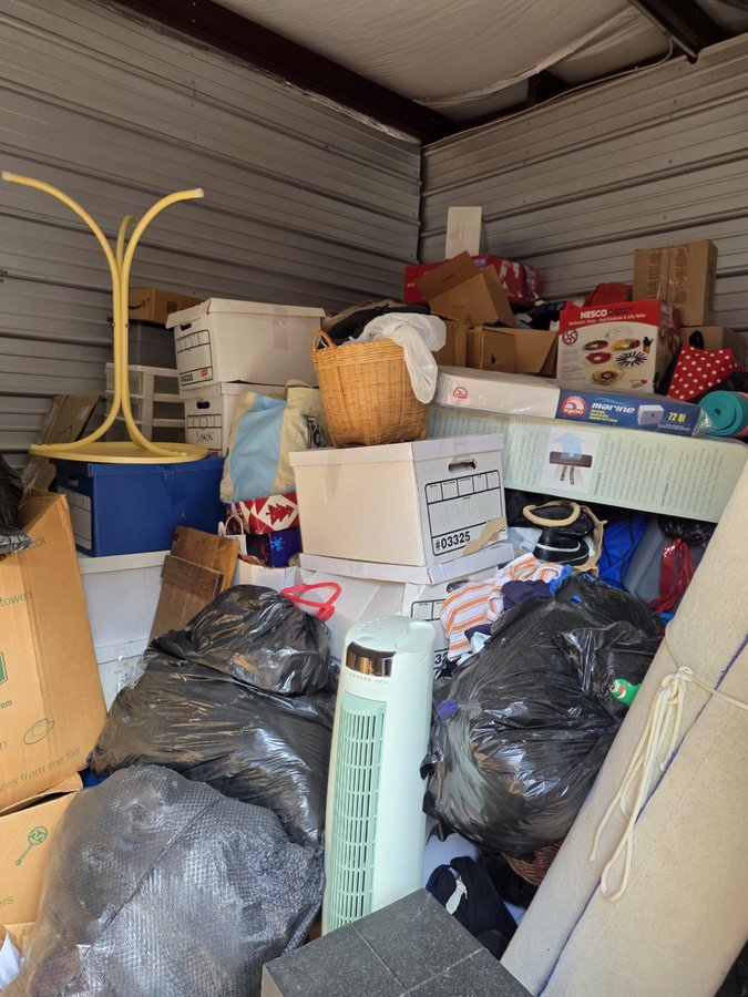 10 x 20 storage unit in California, MD