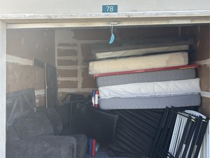 10 x 10 unit in Clearwater