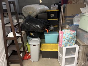 10 x 15 unit in Saline