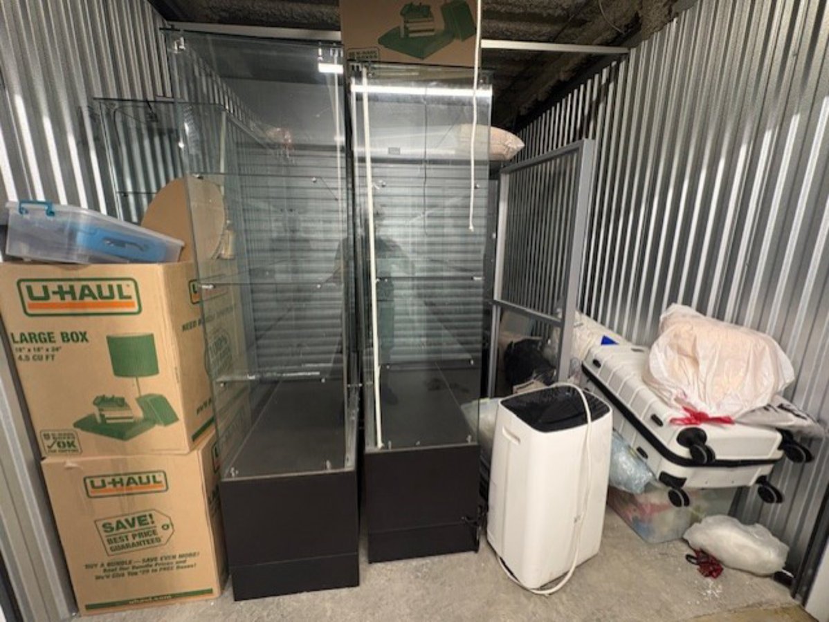 10 x 20 storage unit in Margate, FL