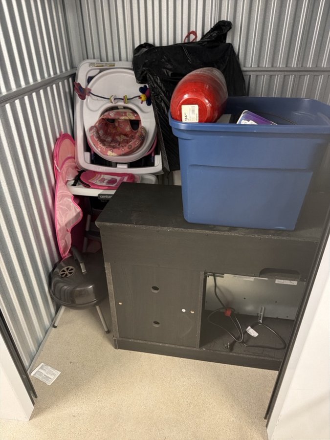 5 x 5 storage unit in Saline, MI