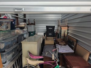 10 x 15 unit in Joliet