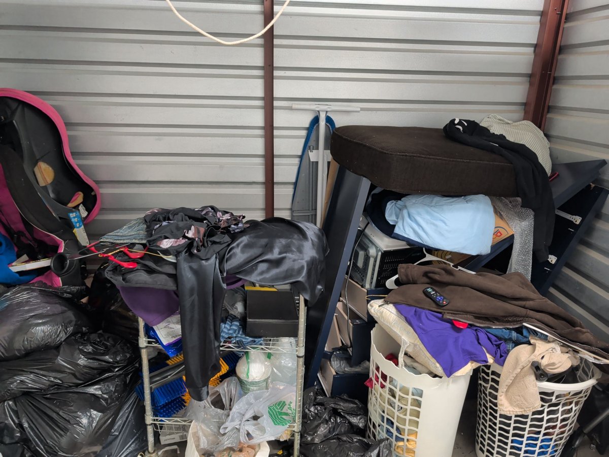 5 x 10 storage unit in Joliet, IL