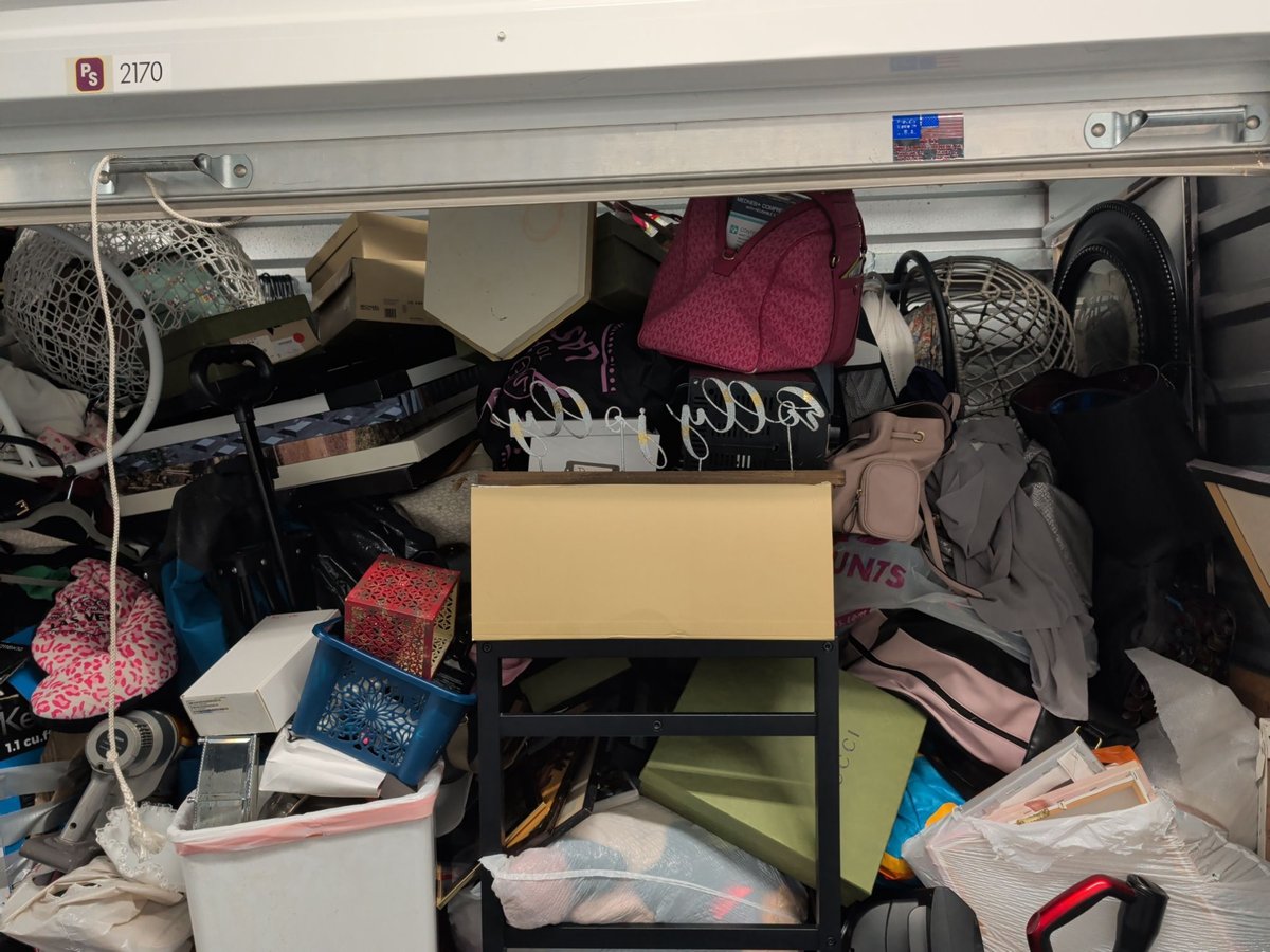 5 x 10 storage unit in Joliet, IL