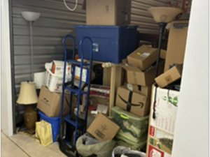 10 x 20 unit in San Antonio