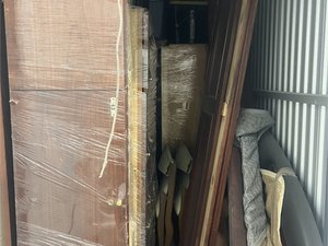 4 x 10 storage unit in Elizabeth, NJ