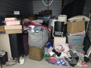 10 x 20 unit in Wills Point