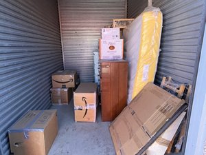 6 x 10 unit in Carrolton