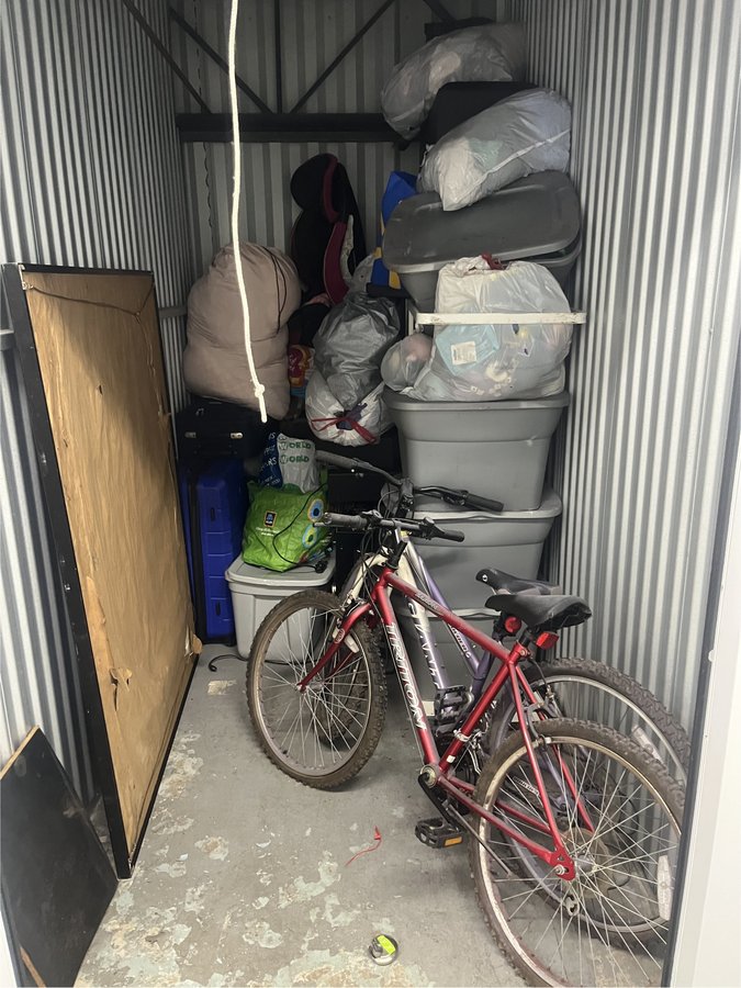 5 x 10 storage unit in Elizabeth, NJ