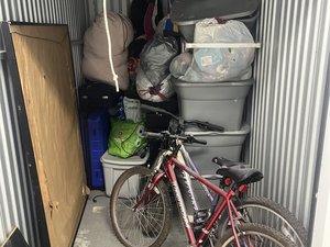 5 x 10 storage unit in Elizabeth, NJ