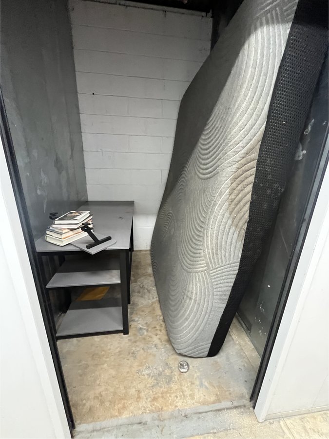 5 x 6 storage unit in Sacramento, CA