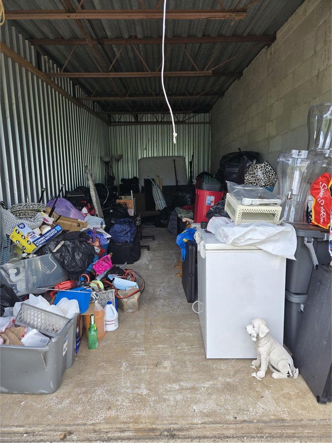 10 x 25 storage unit in North Brunswick, NJ