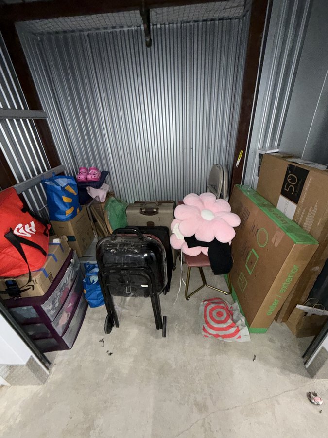10 x 7 storage unit in Brooklyn, NY