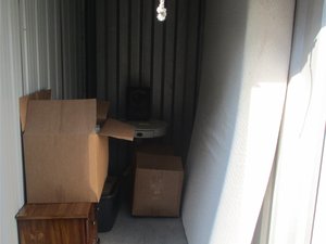 5 x 10 storage unit in Winchester, VA