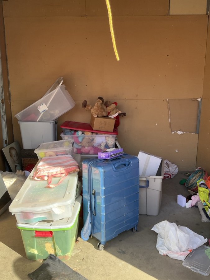 10 x 10 storage unit in Corona, CA