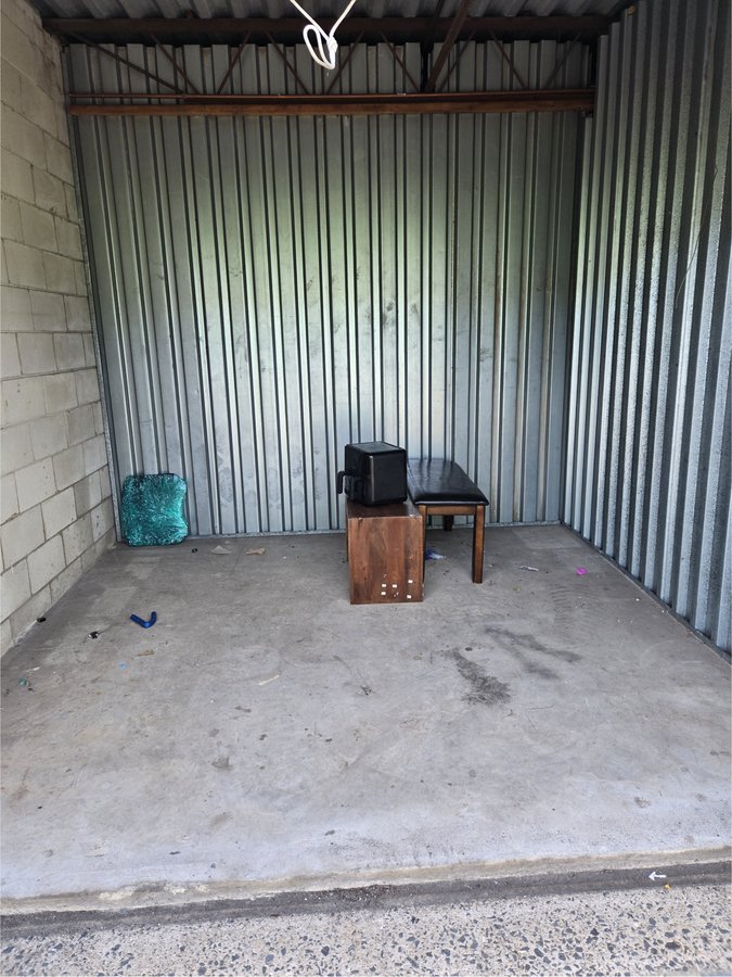 10 x 10 storage unit in North Brunswick, NJ