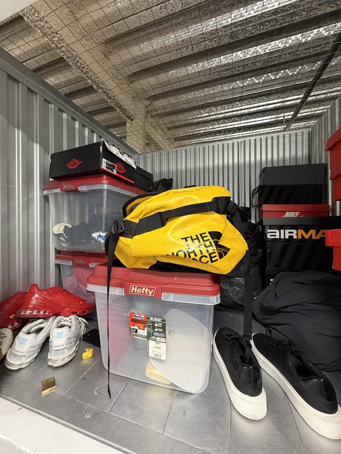 5 x 5 storage unit in Brooklyn, NY