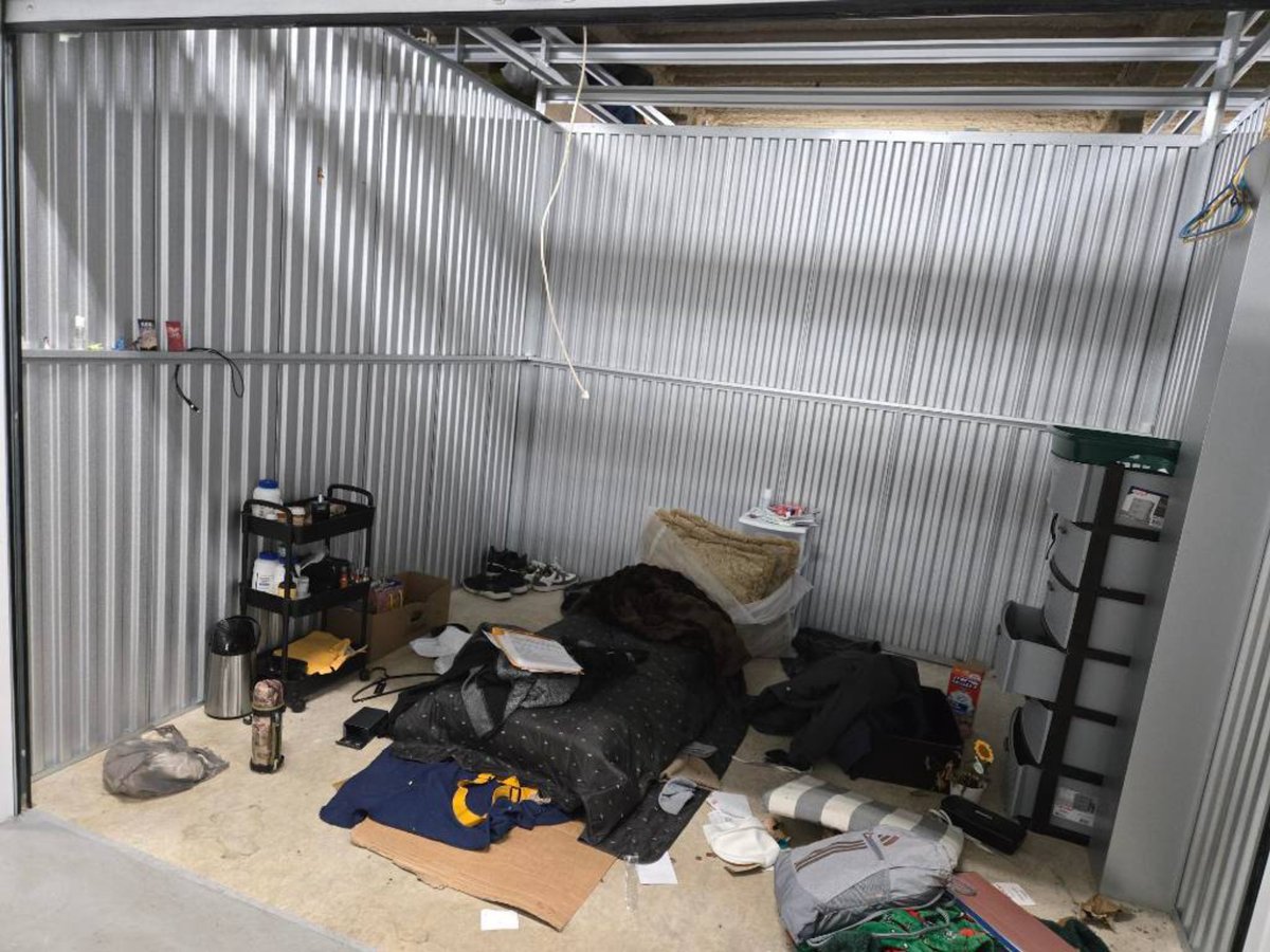 10 x 10 storage unit in Chicago, IL