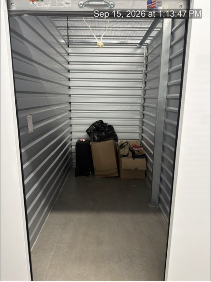 5 x 10 storage unit in Lynbrook, NY