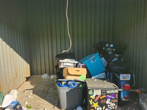 10 x 10 unit in Cleveland