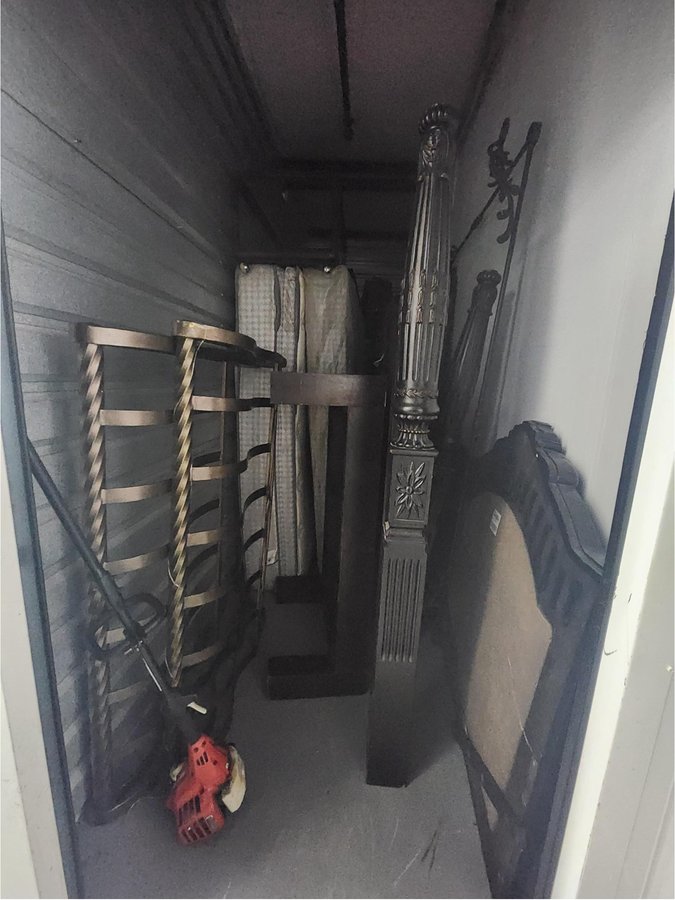 5 x 15 storage unit in Orlando, FL