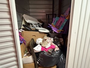 5 x 10 unit in Southgate