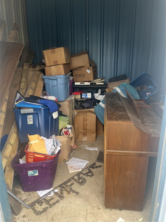 10 x 10 storage unit in West Columbia, TX