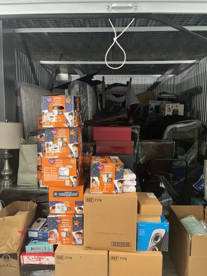 10 x 15 storage unit in Elmsford, NY