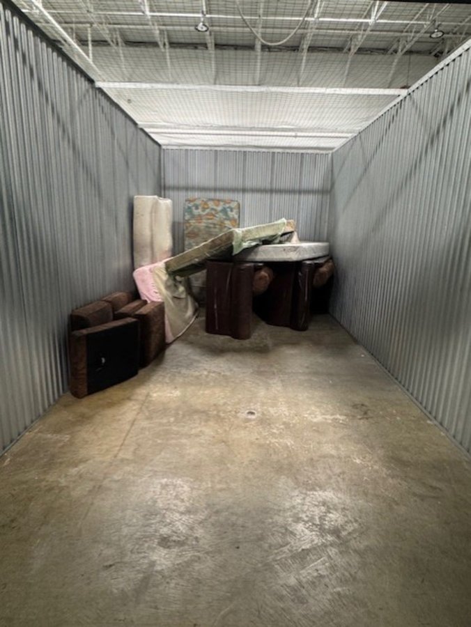 10 x 20 storage unit in N Randall, OH