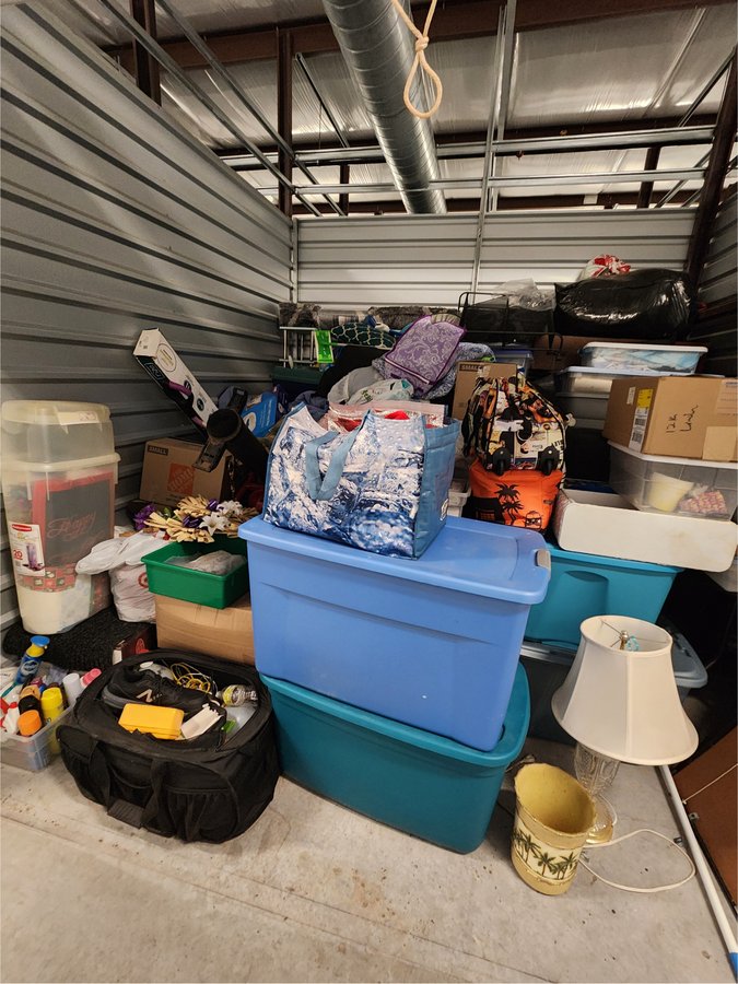 10 x 10 storage unit in New Brunswick, NJ