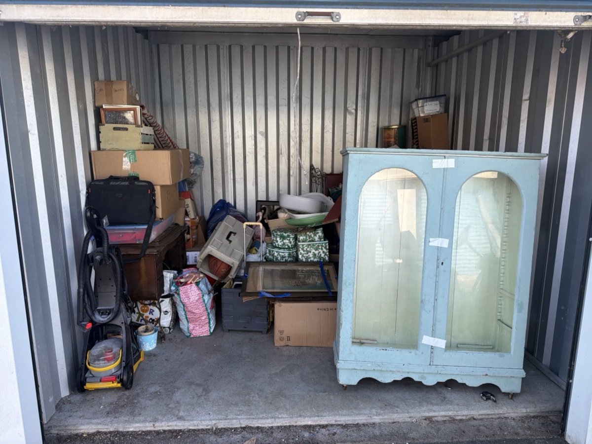 10 x 10 storage unit in Indianapolis, IN