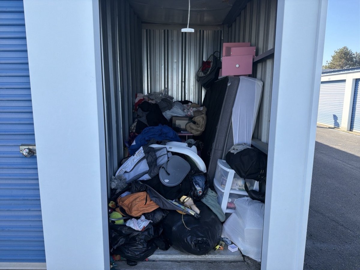 5 x 10 storage unit in Indianapolis, IN