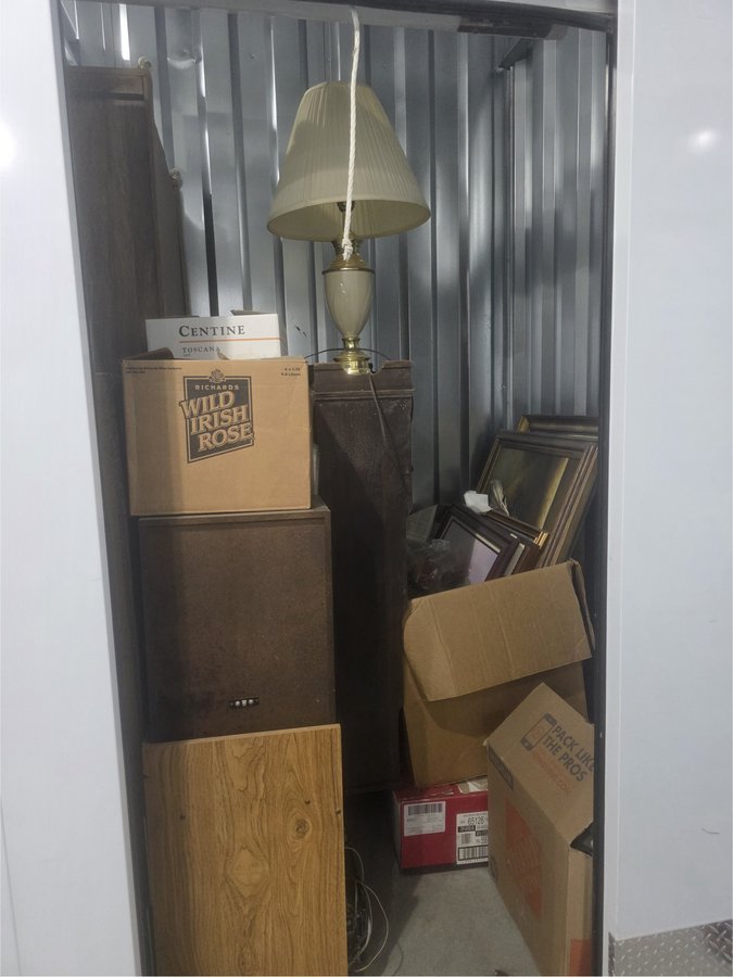 5 x 5 storage unit in Bloomfield, CT