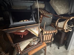 13 x 10 unit in Flushing