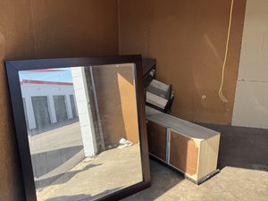 10 x 10 unit in Fort Worth