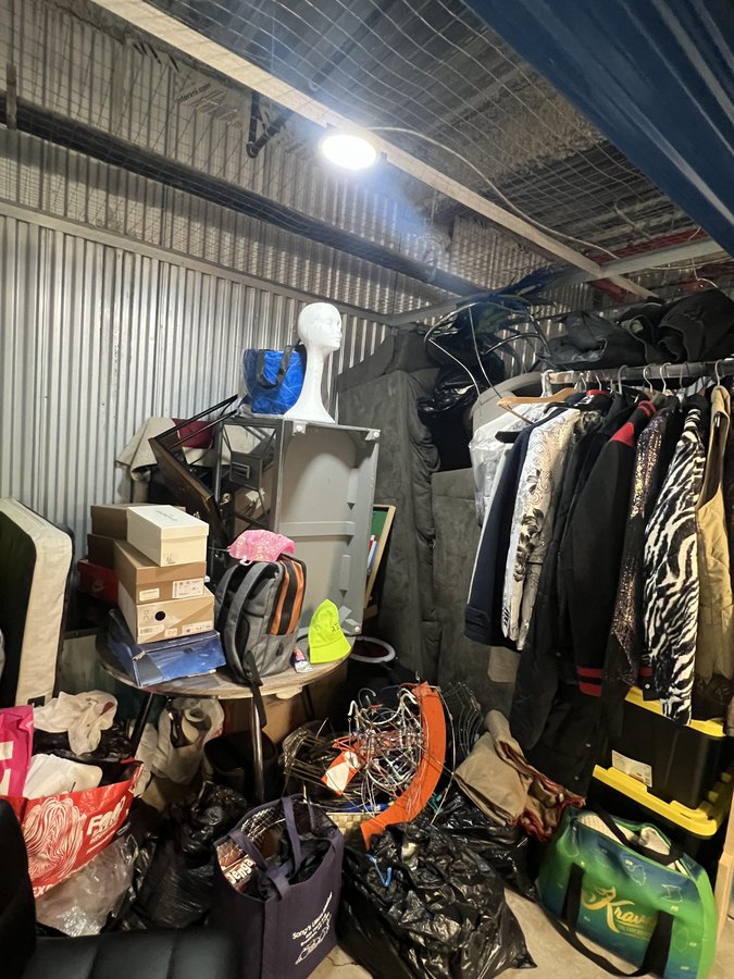 10 x 10 storage unit in Brooklyn, NY