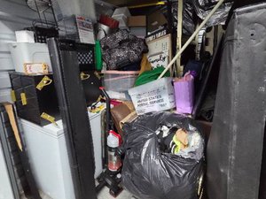 10 x 10 storage unit in Tallahassee, FL
