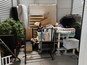 10 x 10 unit in Rochester