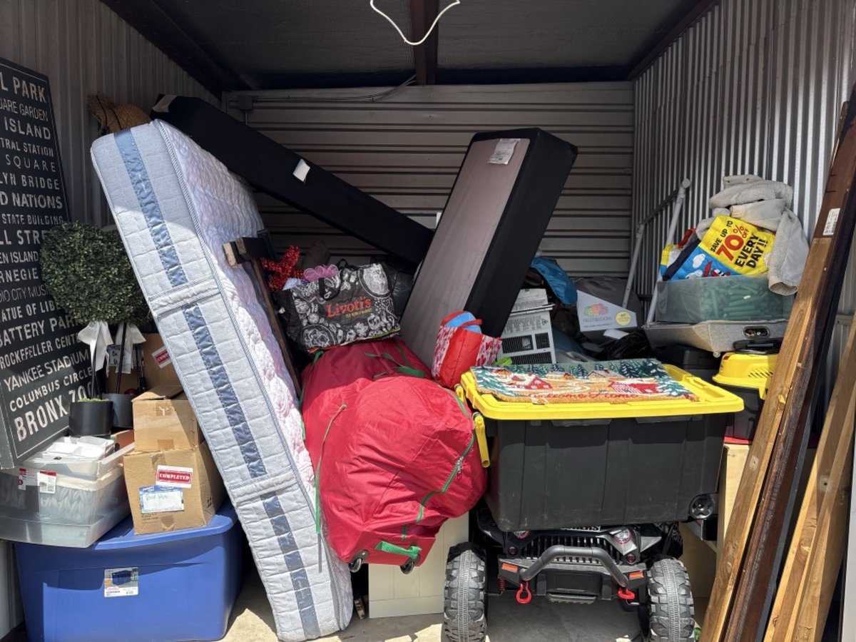 10 x 10 storage unit in Bayville, NJ