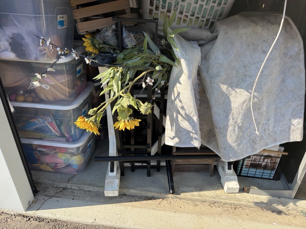 10 x 10 storage unit in South Lyon, MI