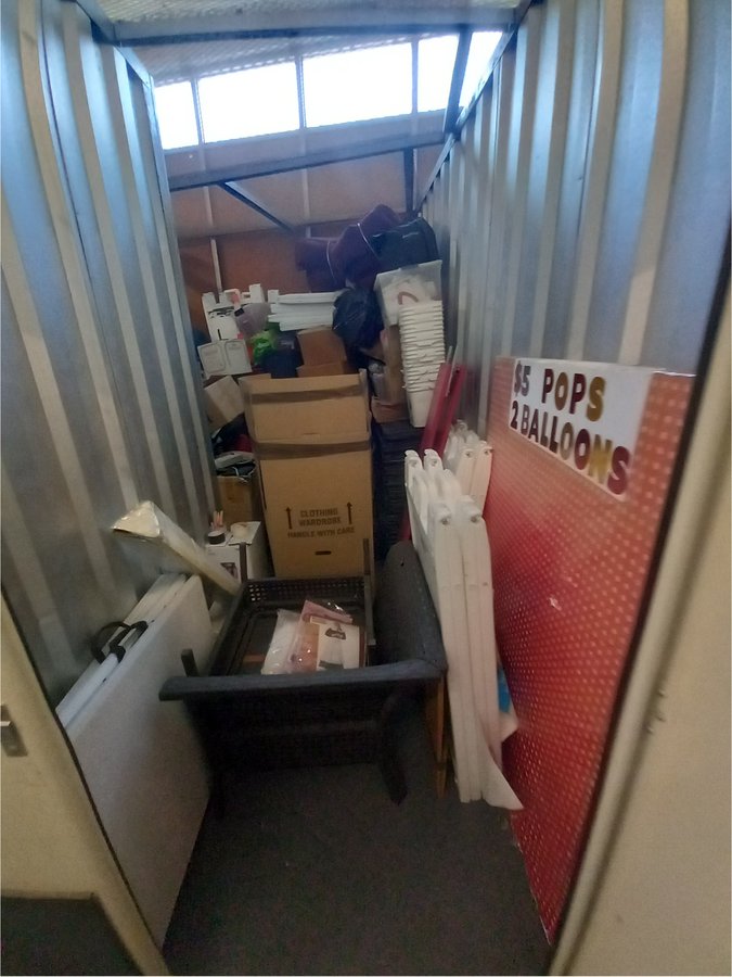 9 x 18 storage unit in New York, NY