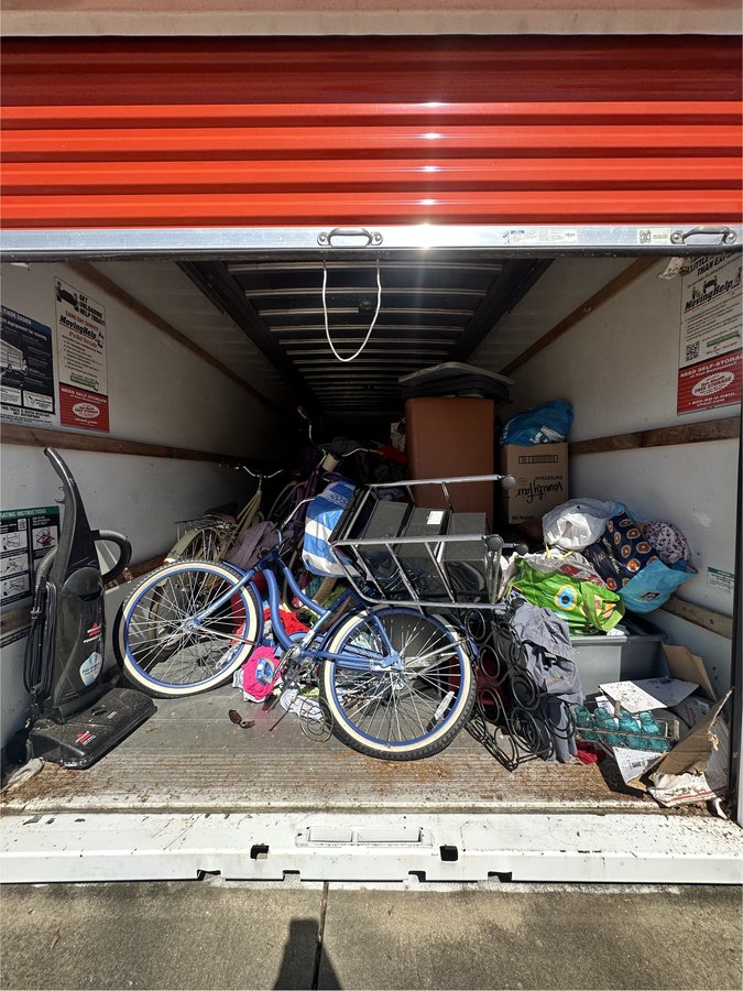 7 x 23 storage unit in Eustis, FL